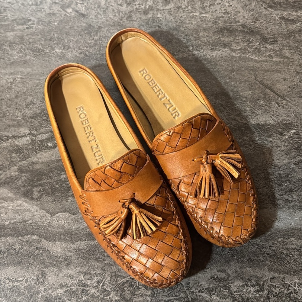 ROBERT ZUR SHELL LEATHER HALF LOAFER. S  5.5